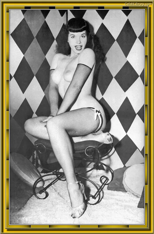 Bettie Page photo 12 of 1558