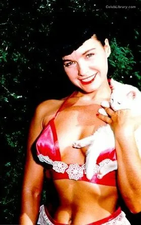 Bettie Page photo 11 of 1558