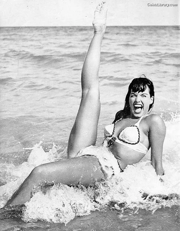Bettie Page photo 20 of 1558