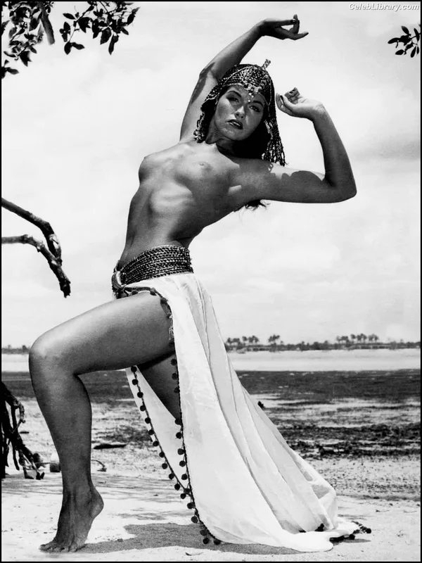 Bettie Page photo 6 of 1558