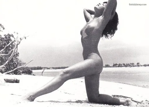 Bettie Page photo 8 of 1558