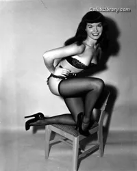 Bettie Page photo 6 of 1558