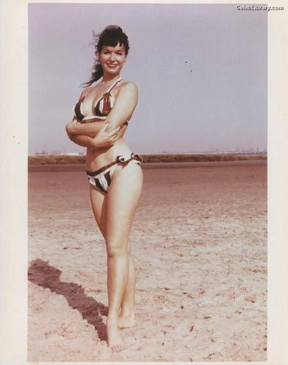 Bettie Page photo 19 of 1558