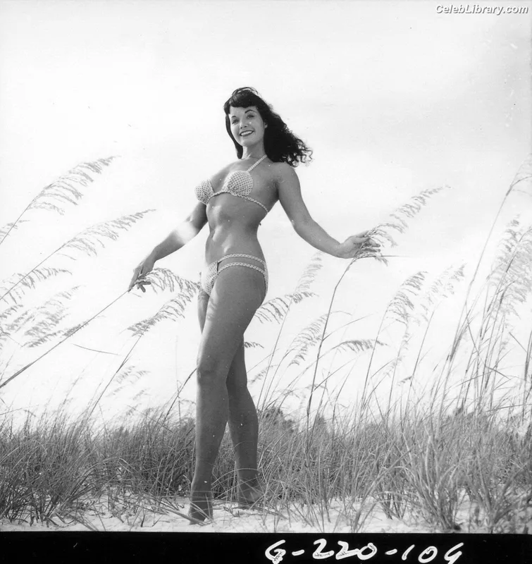 Bettie Page photo 22 of 1558