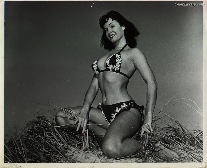 Bettie Page photo 8 of 1558