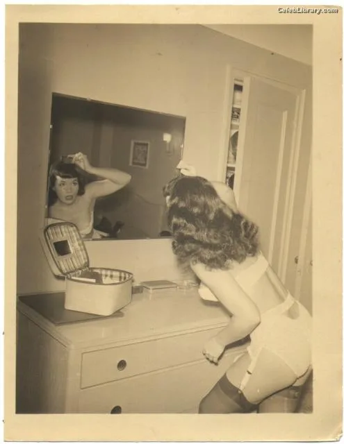 Bettie Page photo 12 of 1558