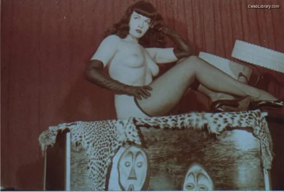 Bettie Page photo 6 of 1558