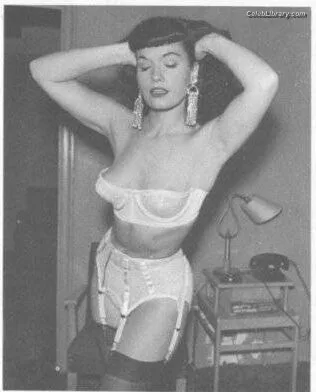 Bettie Page photo 23 of 1558