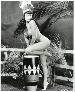 Bettie Page photo 18 of 1558