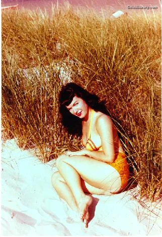 Bettie Page photo 4 of 1558
