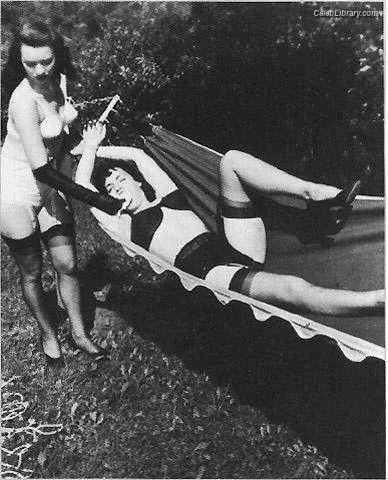 Bettie Page photo 2 of 1558