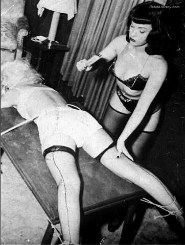 Bettie Page photo 24 of 1558