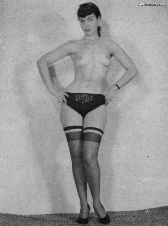 Bettie Page photo 18 of 1558