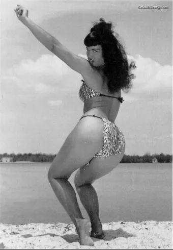 Bettie Page photo 22 of 1558