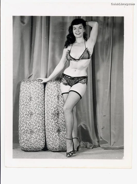 Bettie Page photo 19 of 1558