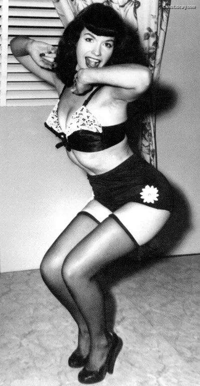 Bettie Page photo 22 of 1558