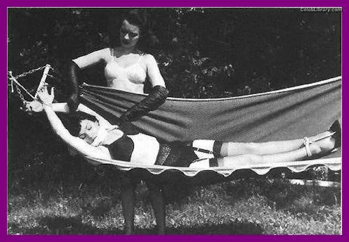 Bettie Page photo 4 of 1558