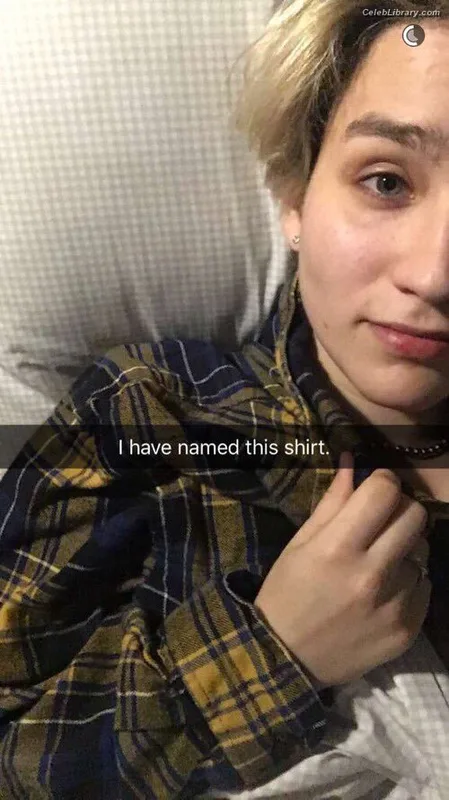 Bex Taylor-Klaus photo 6 of 37