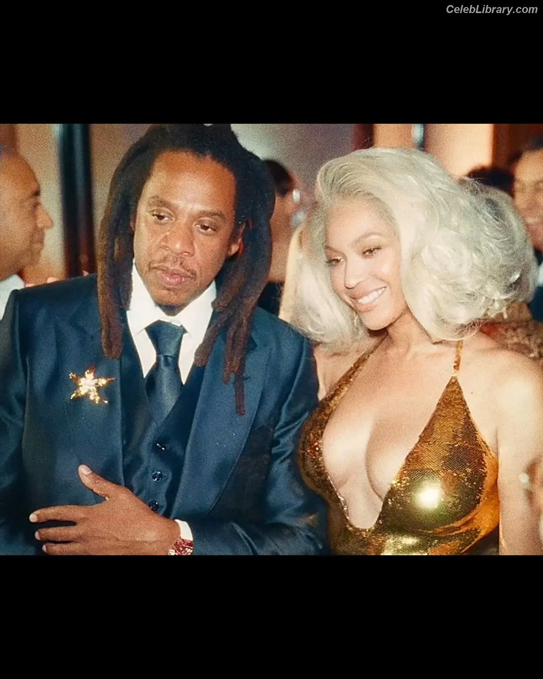 Beyoncé photo 1 of 1017