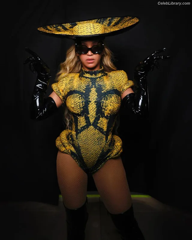 Beyoncé photo 20 of 1018