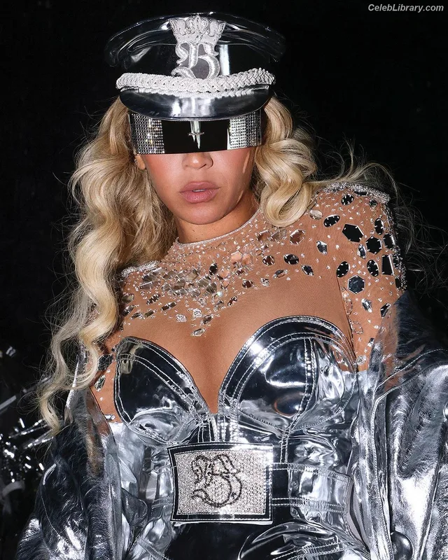 Beyoncé photo 22 of 1018