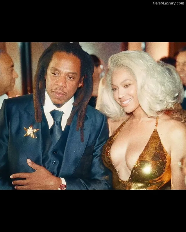 Beyoncé photo 1 of 1018