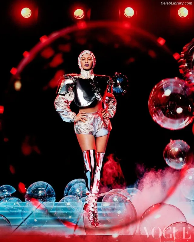 Beyoncé photo 22 of 1018