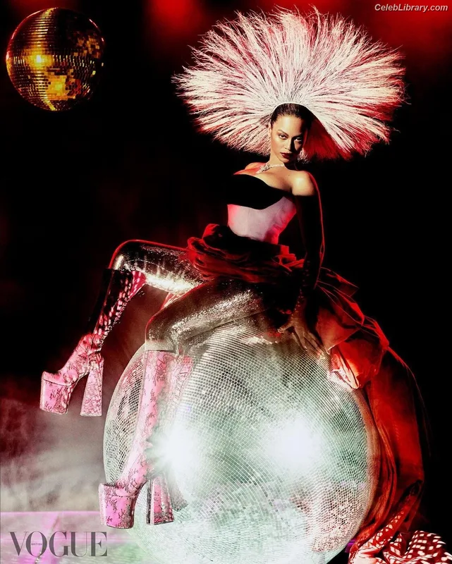 Beyoncé photo 9 of 1018