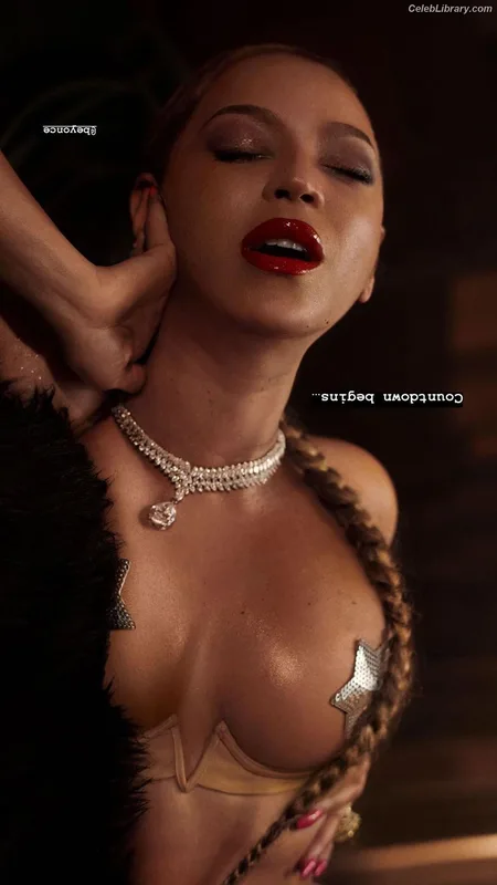 Beyoncé photo 2 of 1018