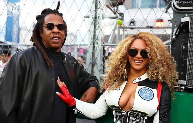 Beyoncé photo 13 of 1018
