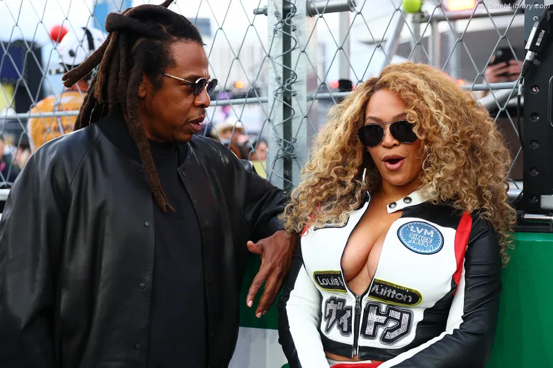 Beyoncé photo 1 of 1018