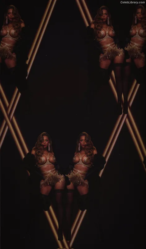 Beyoncé photo 11 of 1018