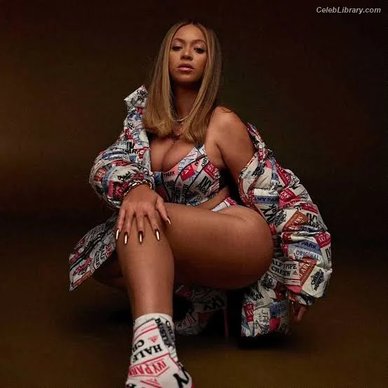 Beyoncé photo 22 of 1018