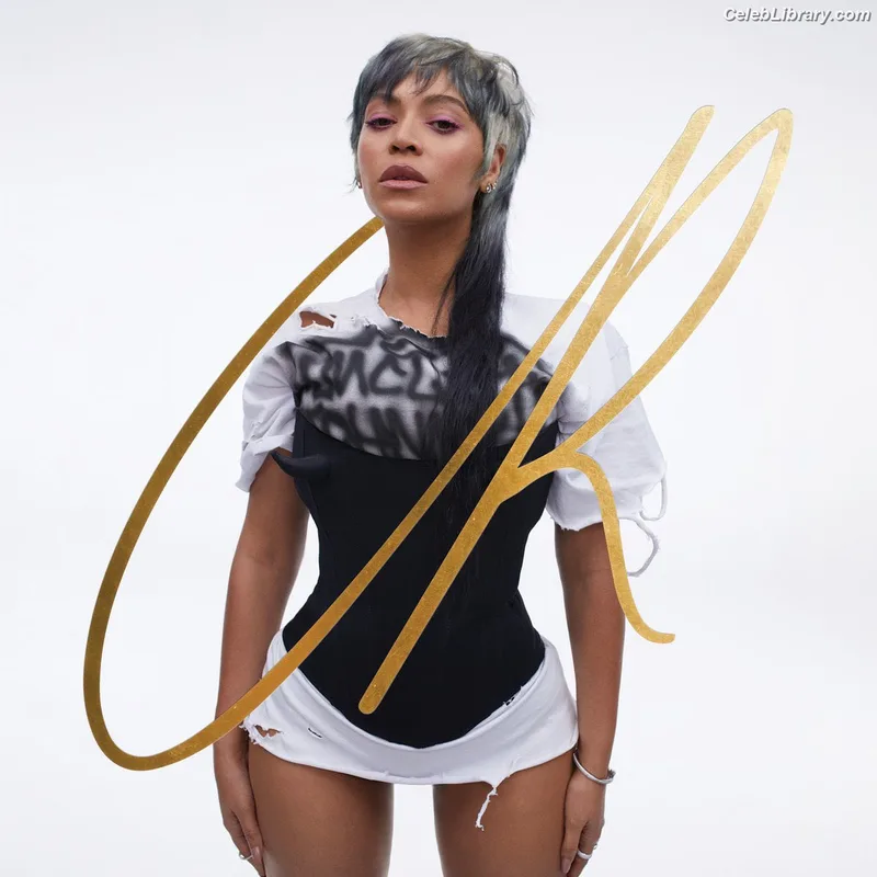 Beyoncé photo 16 of 1018