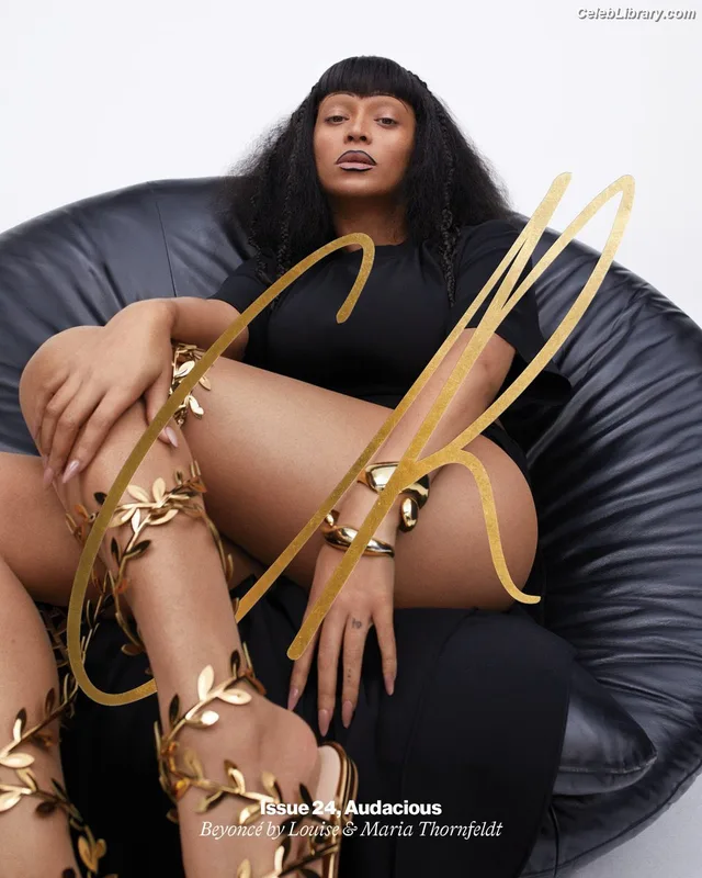 Beyoncé photo 17 of 1018