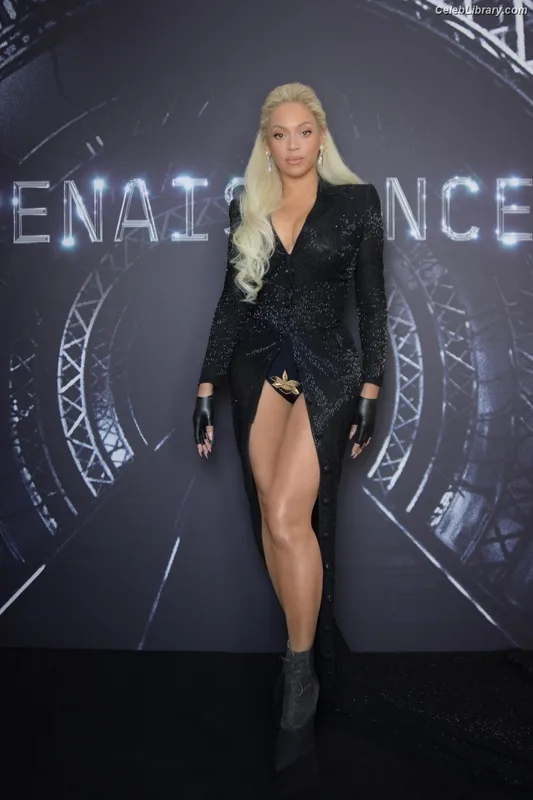 Beyoncé photo 22 of 1018