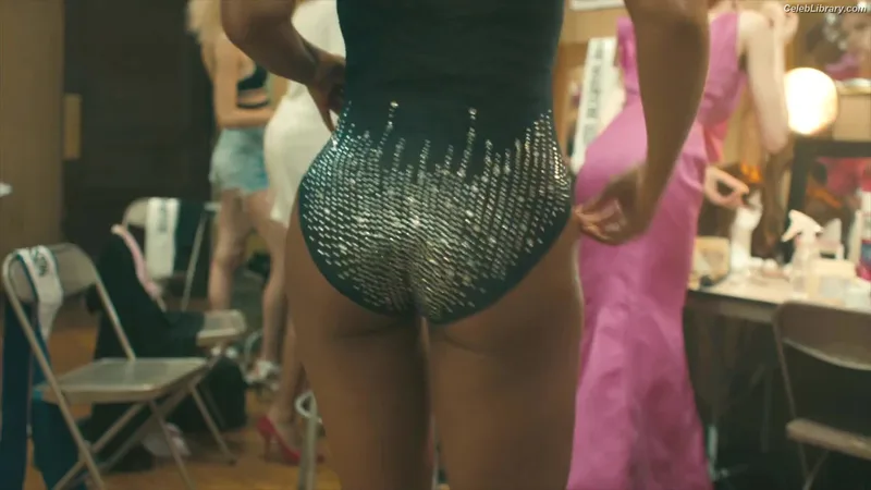 Beyoncé photo 18 of 1018