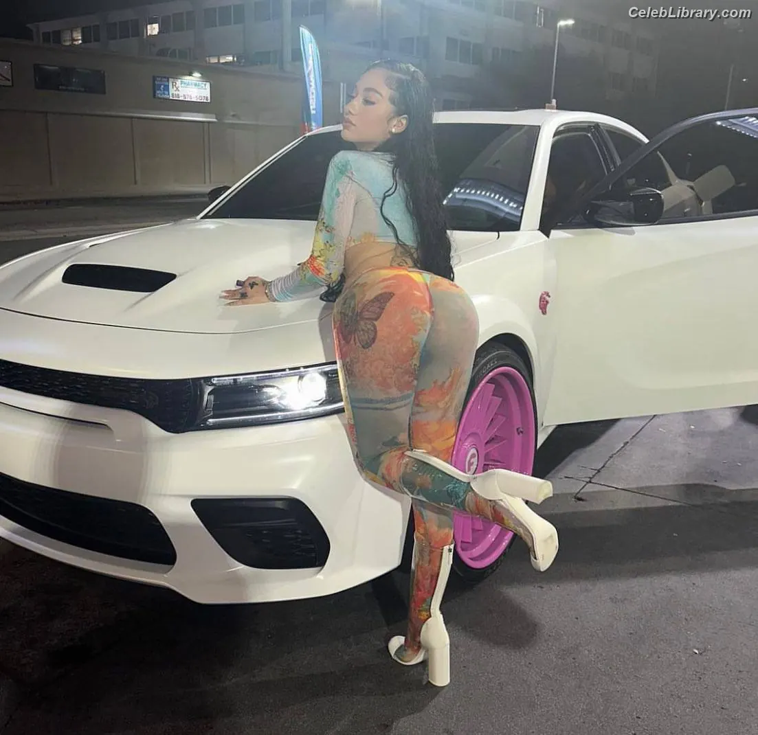 Bhad Bhabie photo 1 of 2502