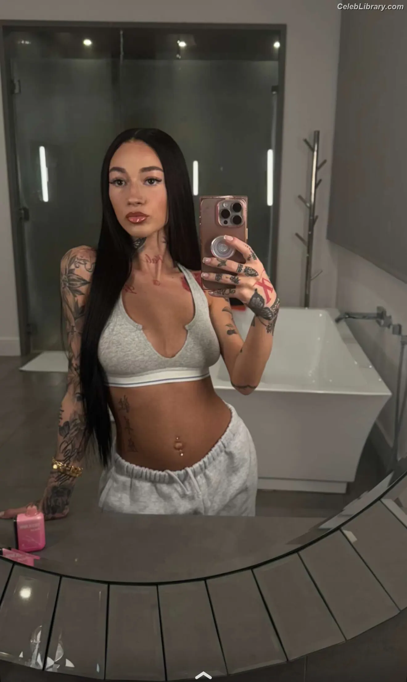 Bhad Bhabie photo 10 of 2502