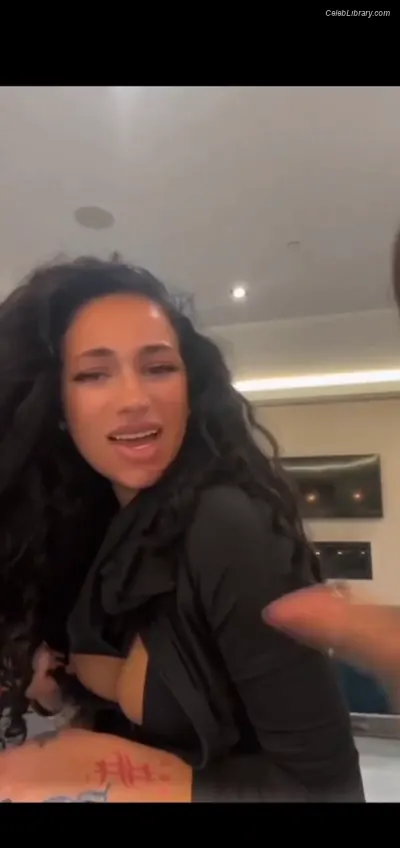 Bhad Bhabie photo 14 of 2502