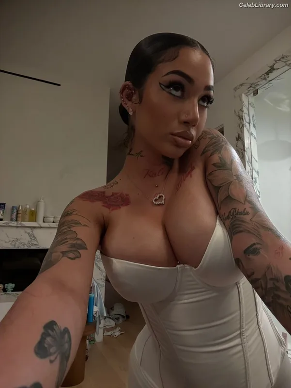 Bhad Bhabie photo 1 of 1373
