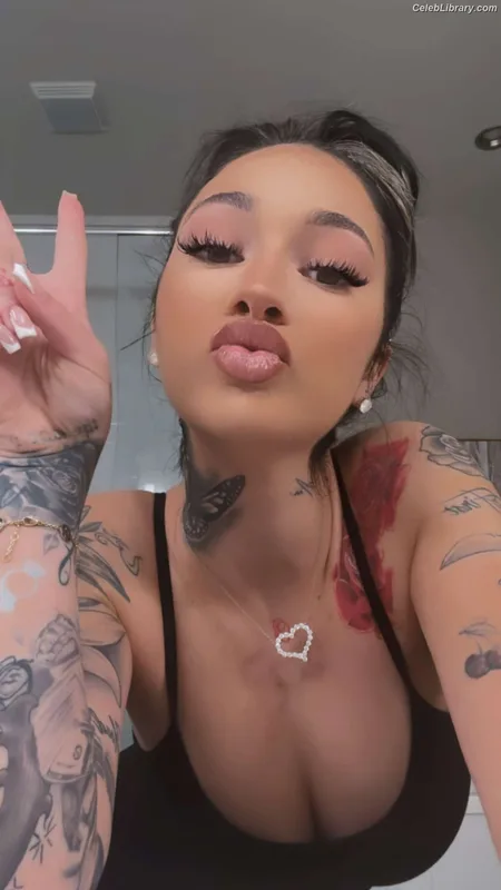 Bhad Bhabie photo 4 of 1373