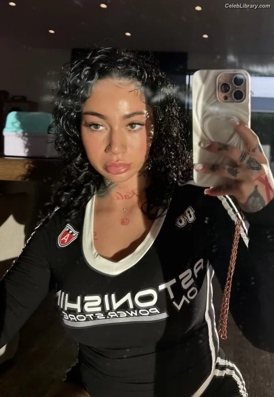 Bhad Bhabie photo 16 of 1373