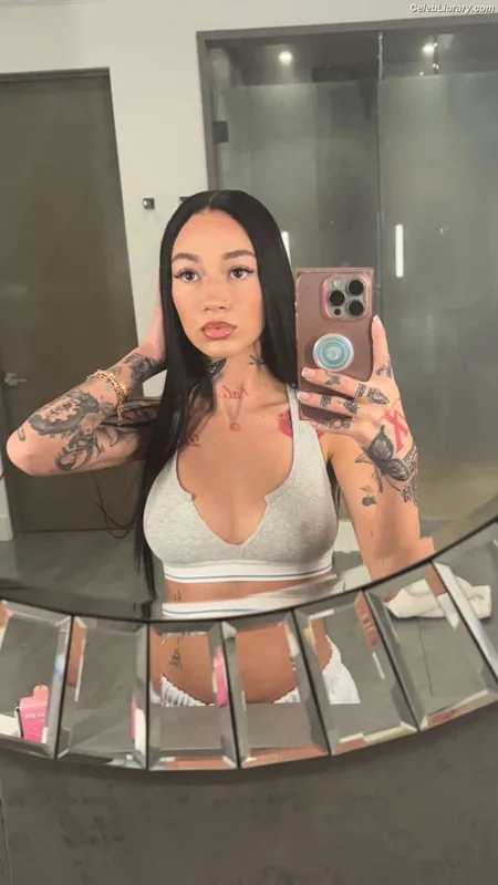 Bhad Bhabie photo 3 of 1373