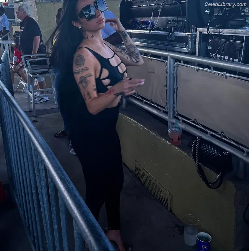 Bhad Bhabie photo 3 of 1373