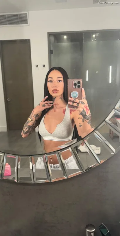 Bhad Bhabie photo 7 of 1373