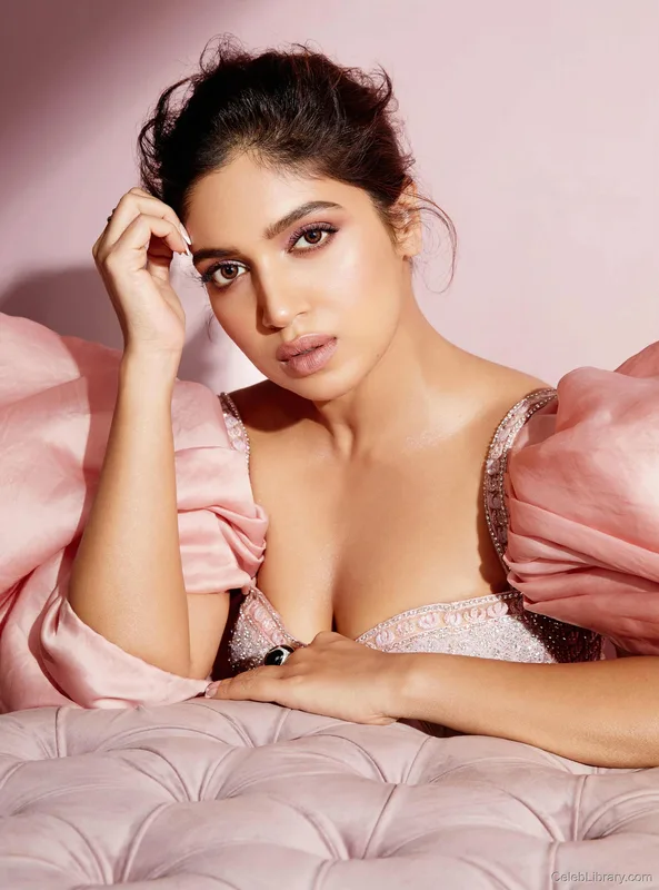 Bhumi Pednekar photo 2 of 48