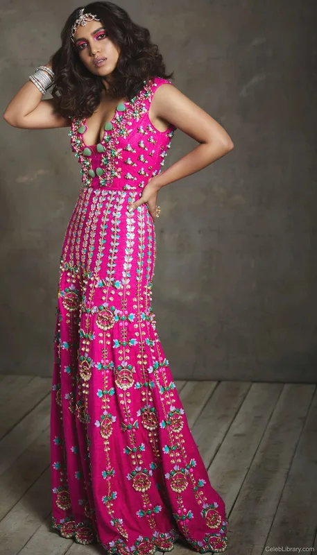 Bhumi Pednekar photo 5 of 48