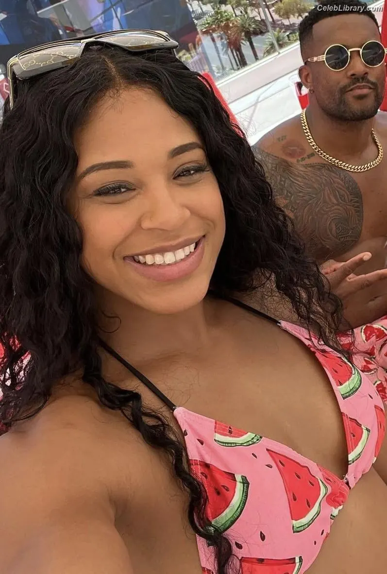 Bianca Belair photo 3 of 1036