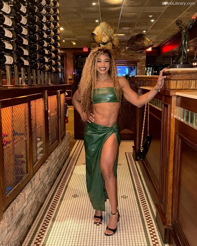 Bianca Belair photo 4 of 1037